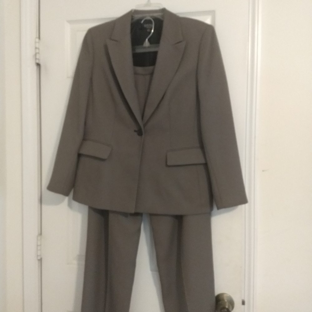 Kasper Brown Petite Pant Suit, Size 12